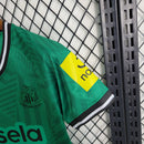Conjunto Infantil Newcastle 2023/24 - Alternativo
