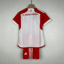 Conjunto Infantil Bayern de Munique 2023/24 - Principal