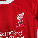 Conjunto Infantil Liverpool 2023/24 - Principal