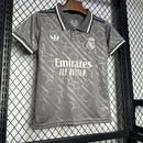 Conjunto Infantil Real Madrid 2024/25 - Terceiro