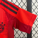 Conjunto Infantil Bayern de Munique 2024/25 - Principal