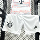 Conjunto Infantil Bayern de Munique 2025/26 - Alternativo